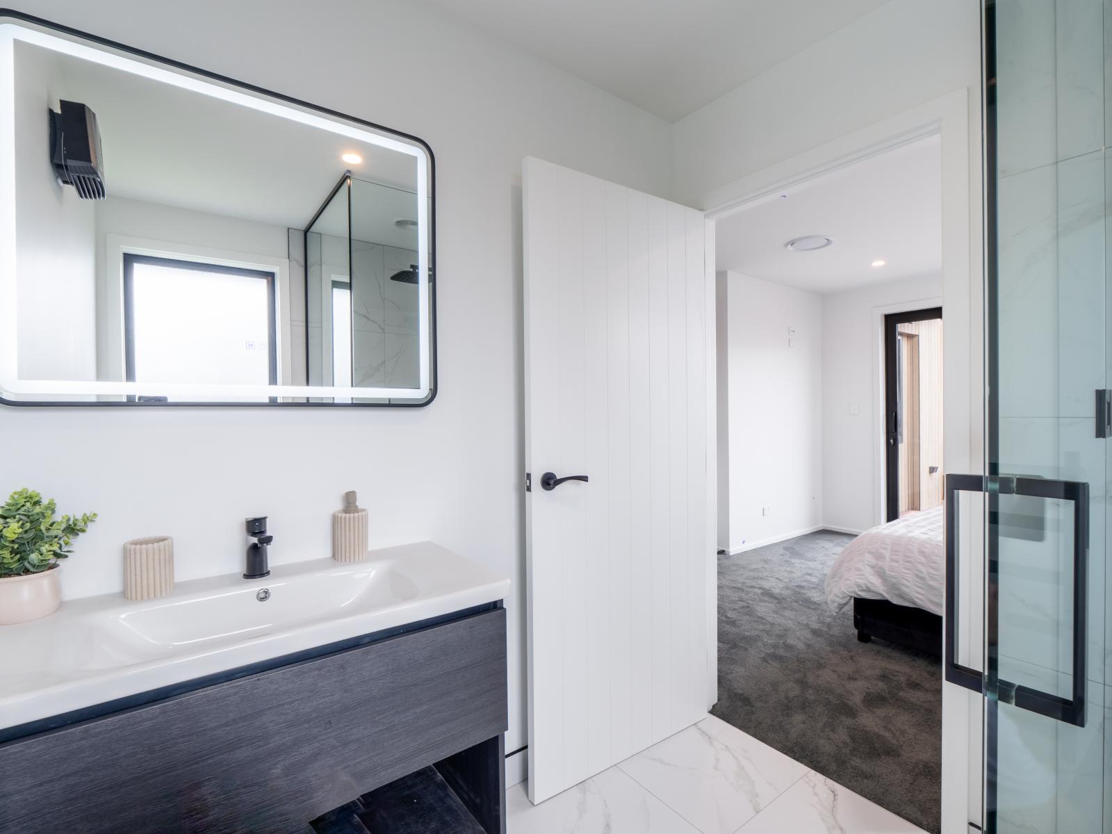 99 Hoffman Court, Waikiwi