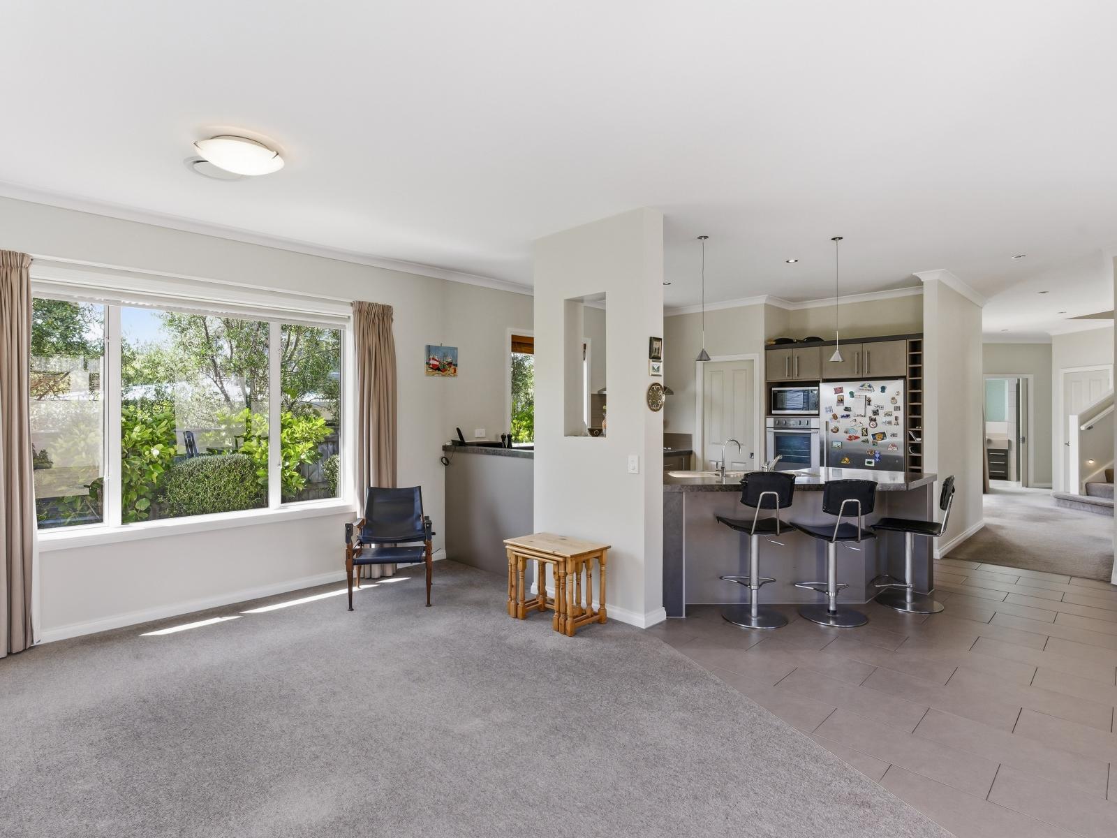 10 Metzenthin Close, Raumati South