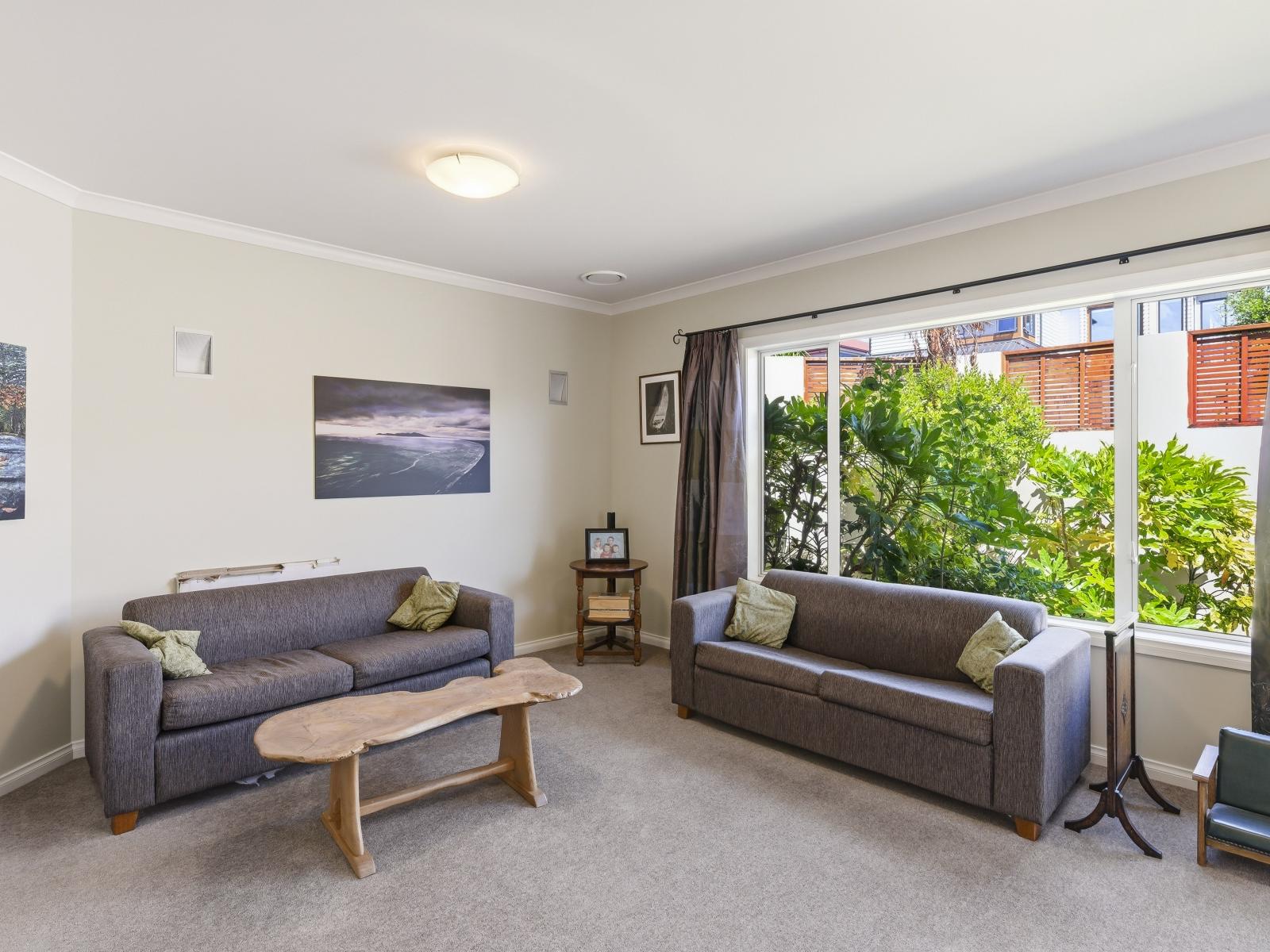 10 Metzenthin Close, Raumati South