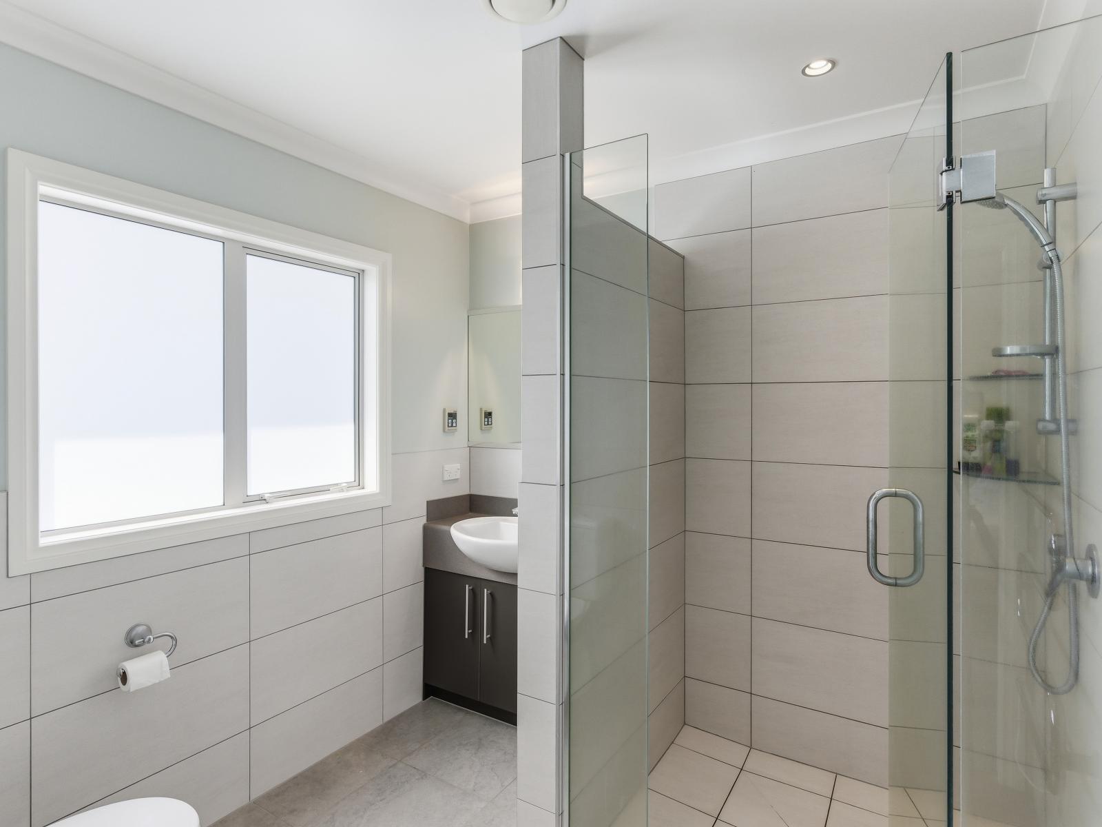 10 Metzenthin Close, Raumati South