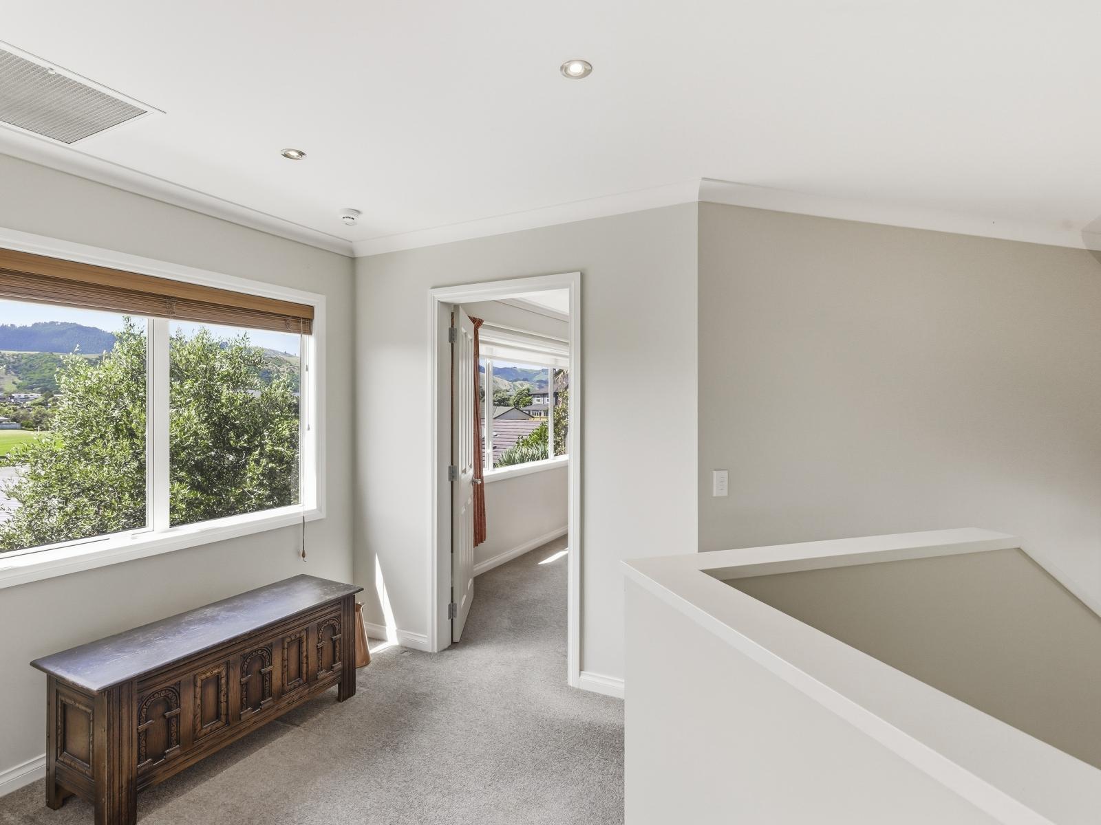 10 Metzenthin Close, Raumati South