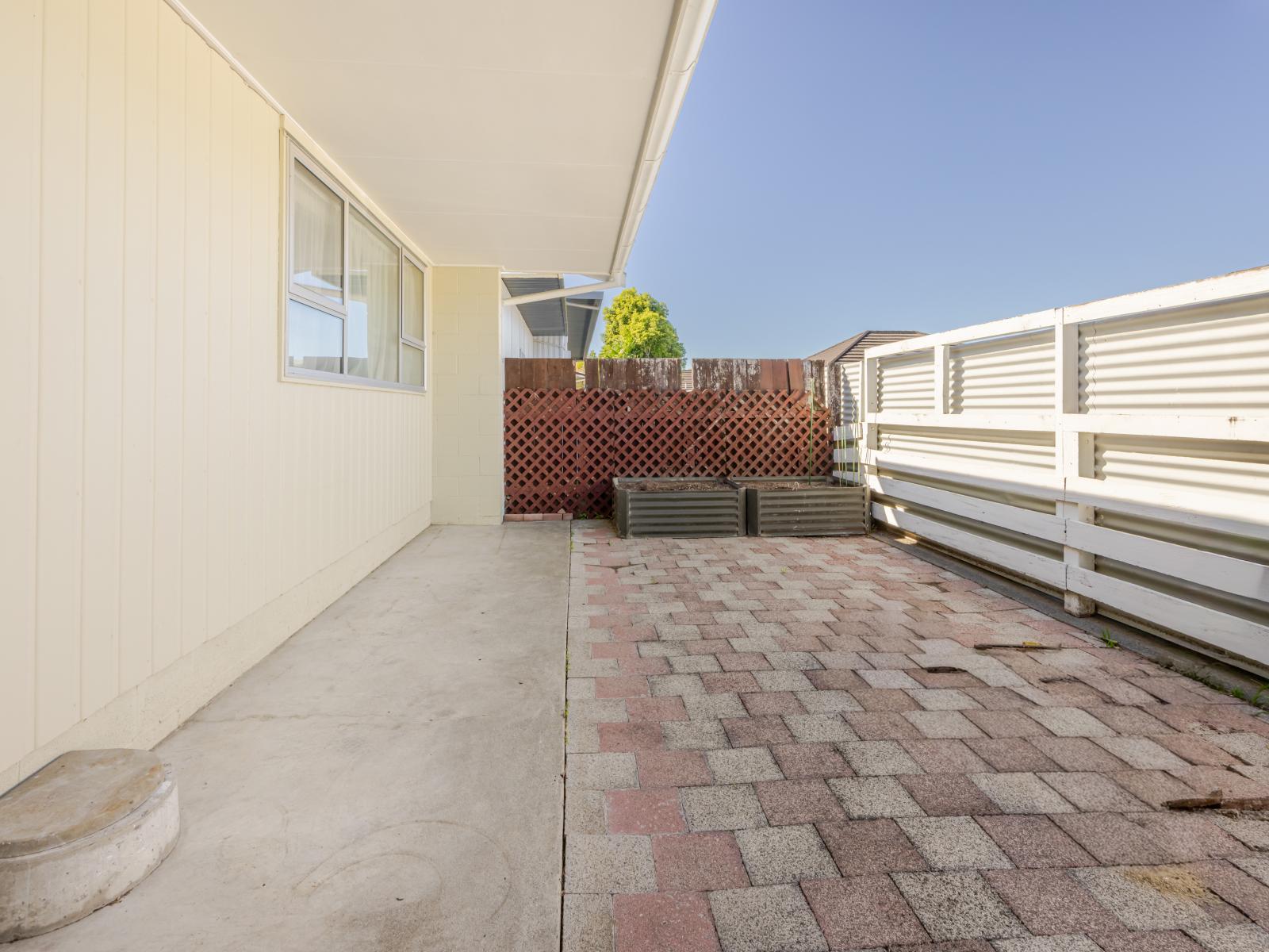 Unit 2, 17 Bowling Road, Greenmeadows