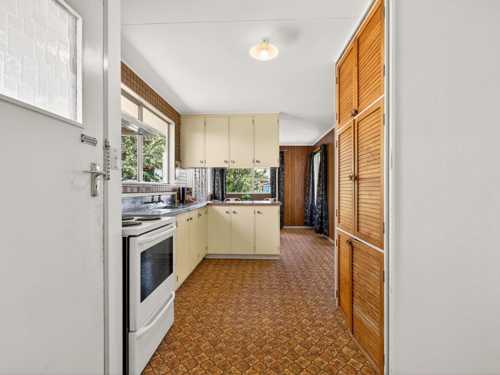 5 Beaumont Place, Westbrook