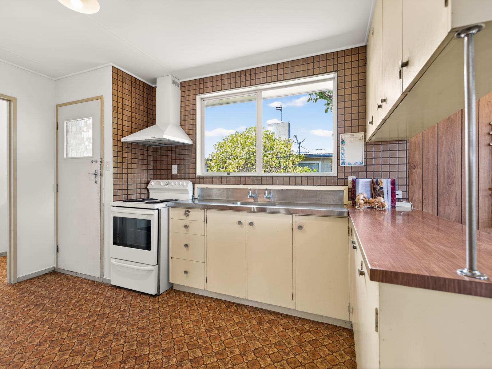 5 Beaumont Place, Westbrook