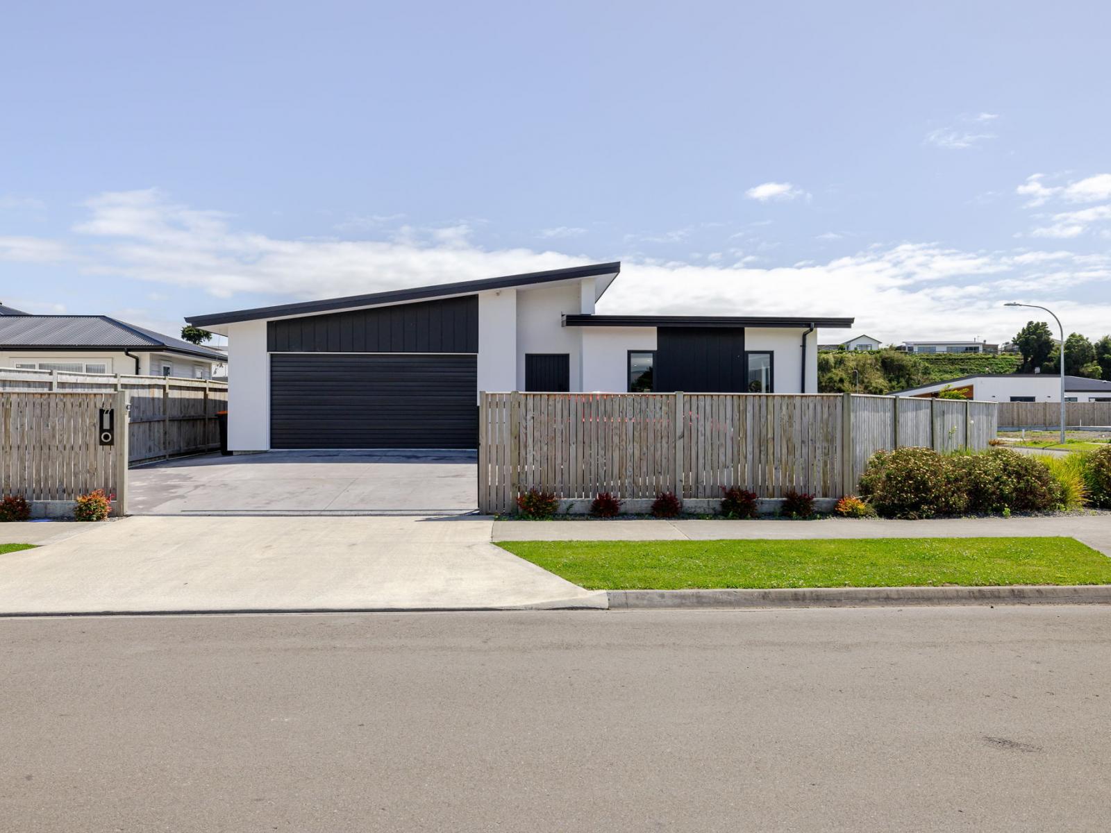 77 Freedom Drive, Kelvin Grove