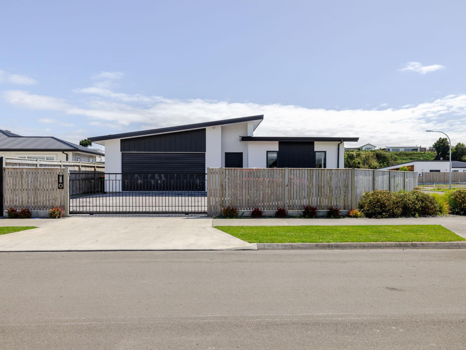 77 Freedom Drive, Kelvin Grove