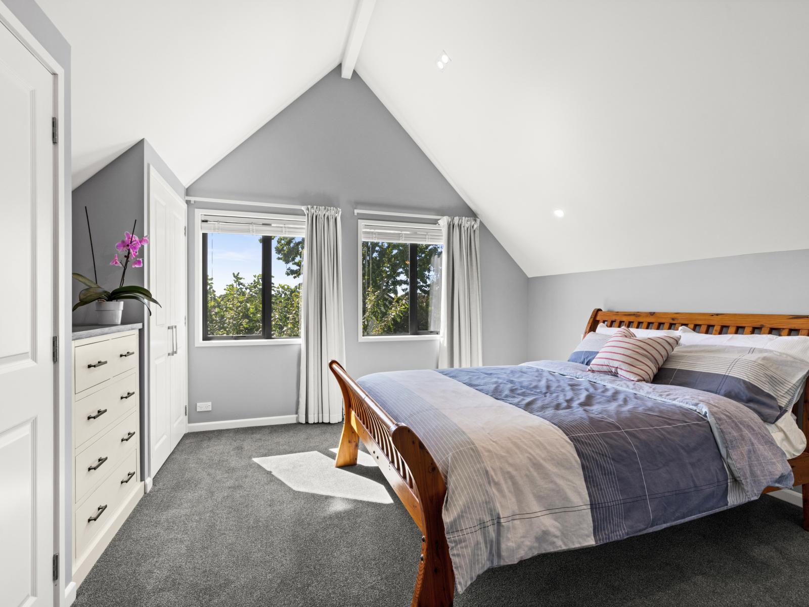 12 Moorhouse Street, Taradale