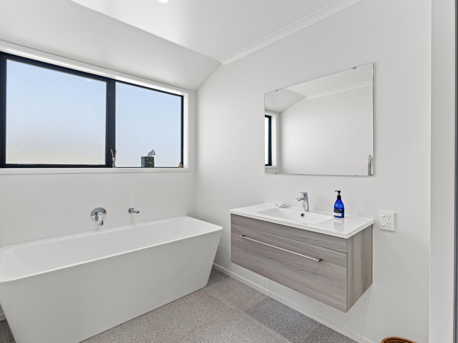 13 Morrell Street, Tawhero