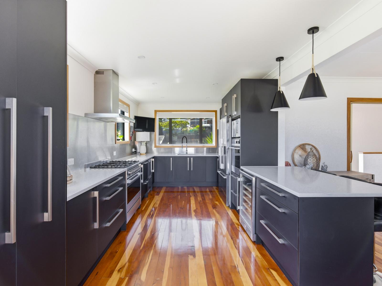 35 Glen Road, Raumati South