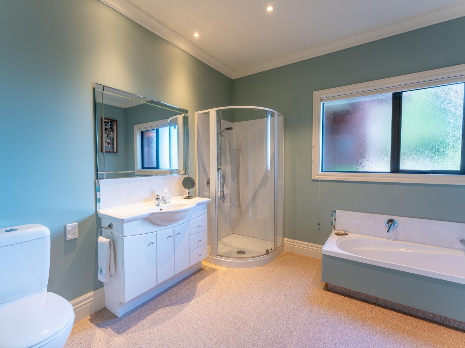 580 Taiko Road, Taiko