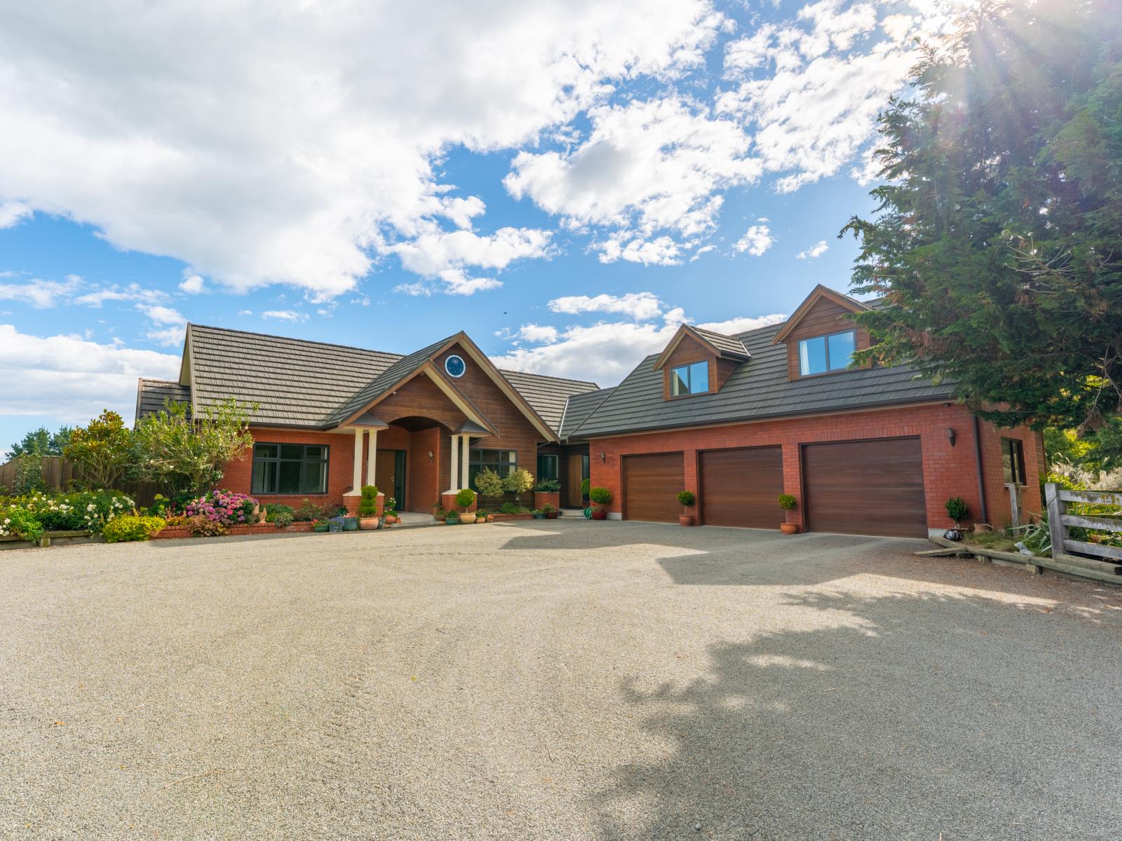 580 Taiko Road, Taiko