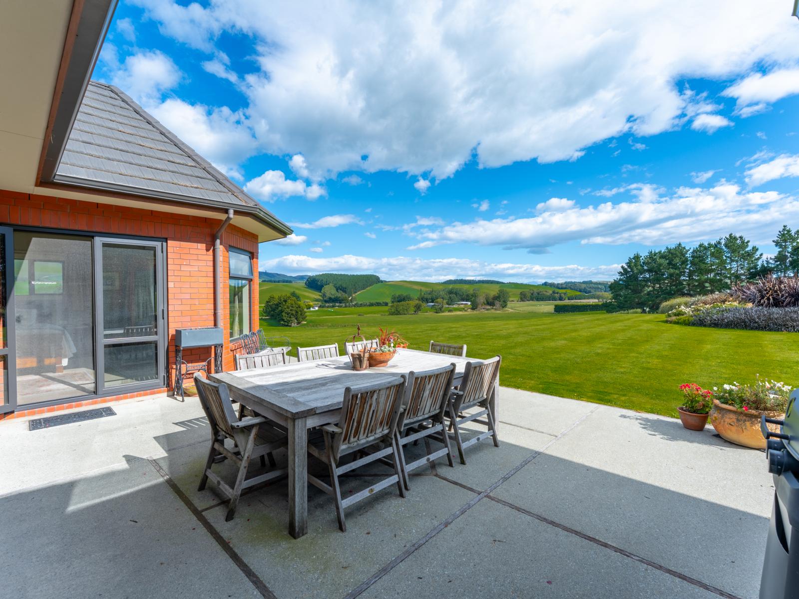 580 Taiko Road, Taiko