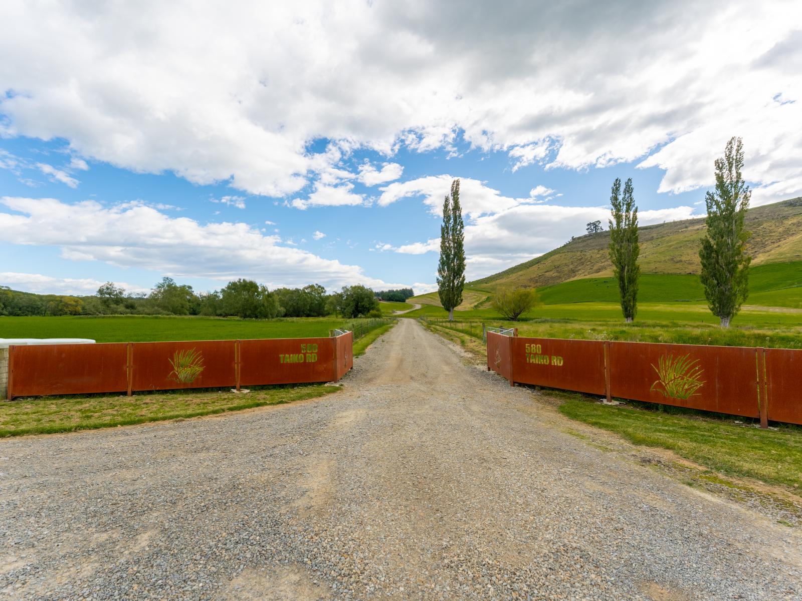 580 Taiko Road, Taiko