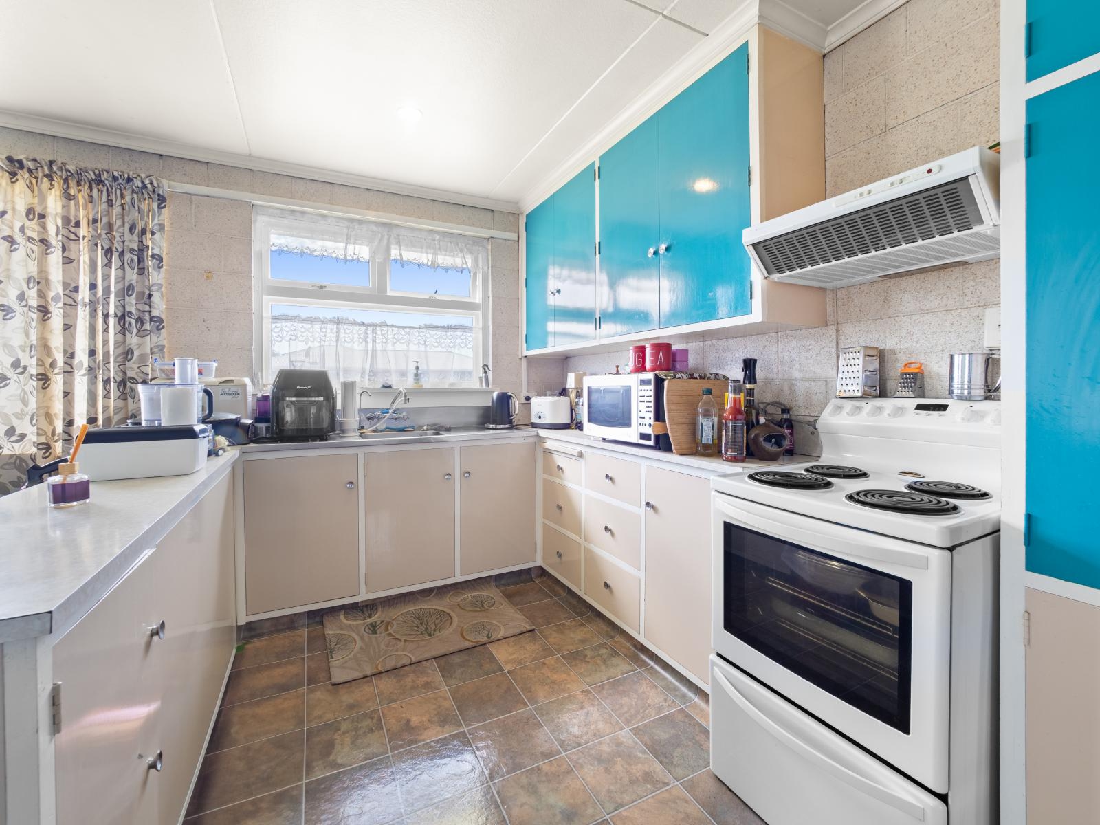 192 Chalmers Avenue, Hampstead