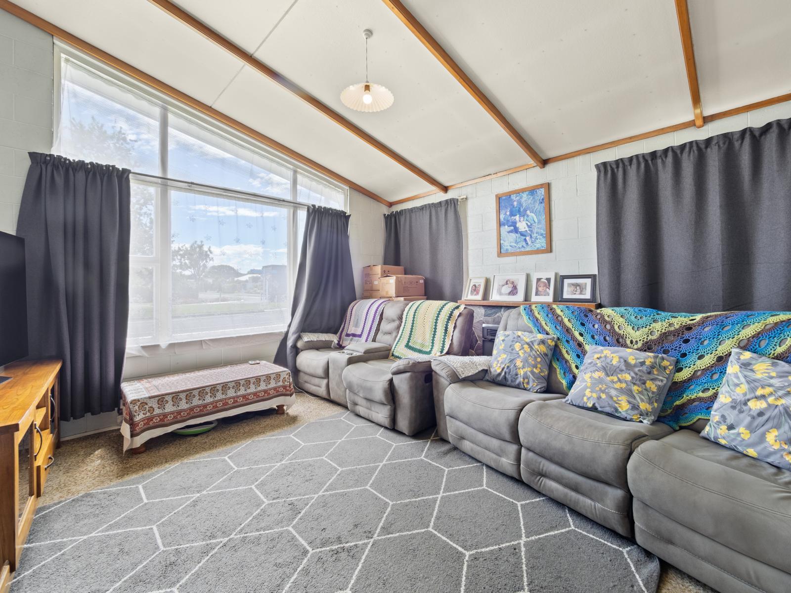 192 Chalmers Avenue, Hampstead