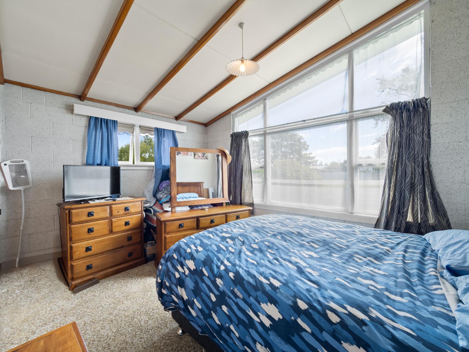 192 Chalmers Avenue, Hampstead