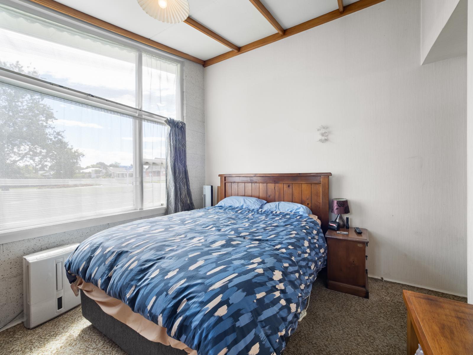 192 Chalmers Avenue, Hampstead