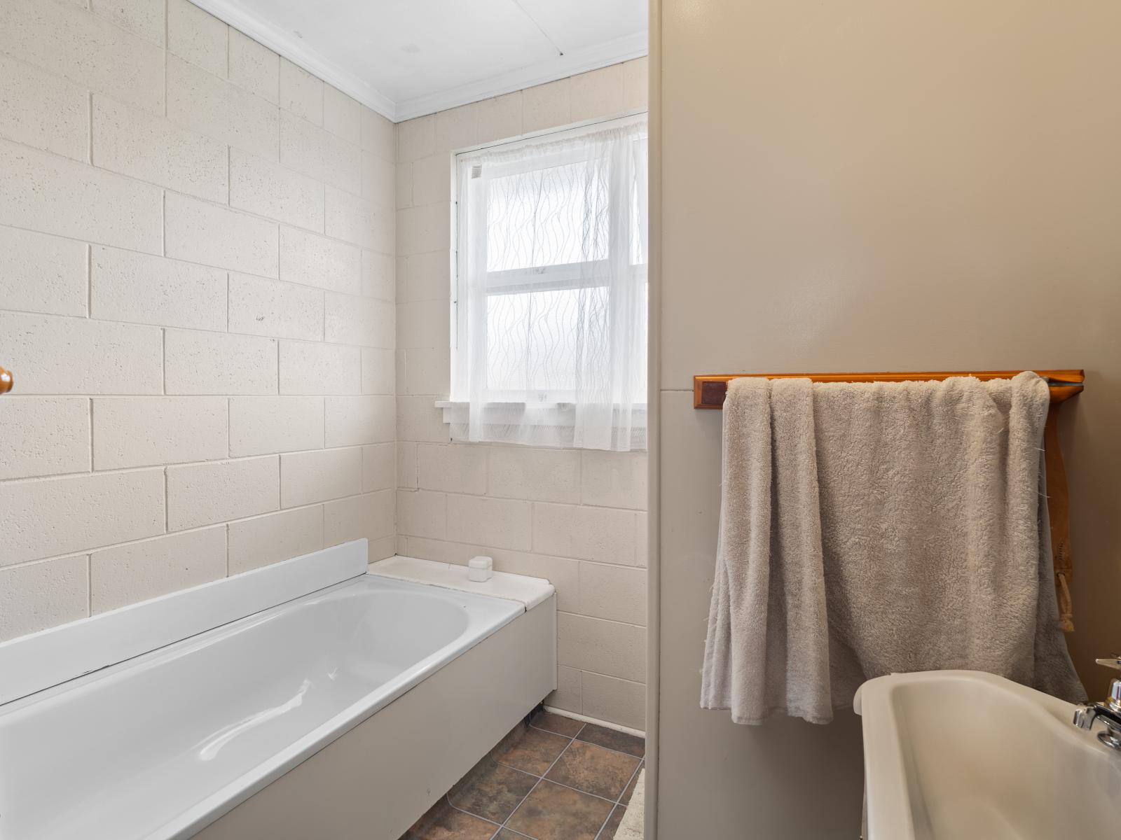 192 Chalmers Avenue, Hampstead