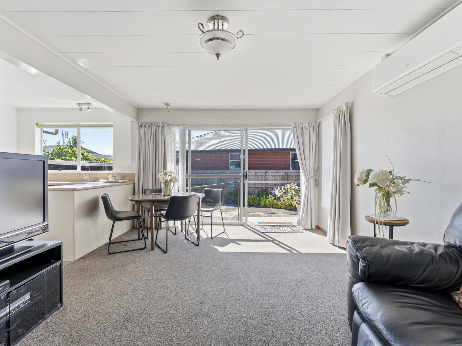 18F Gordon Road, Mosgiel