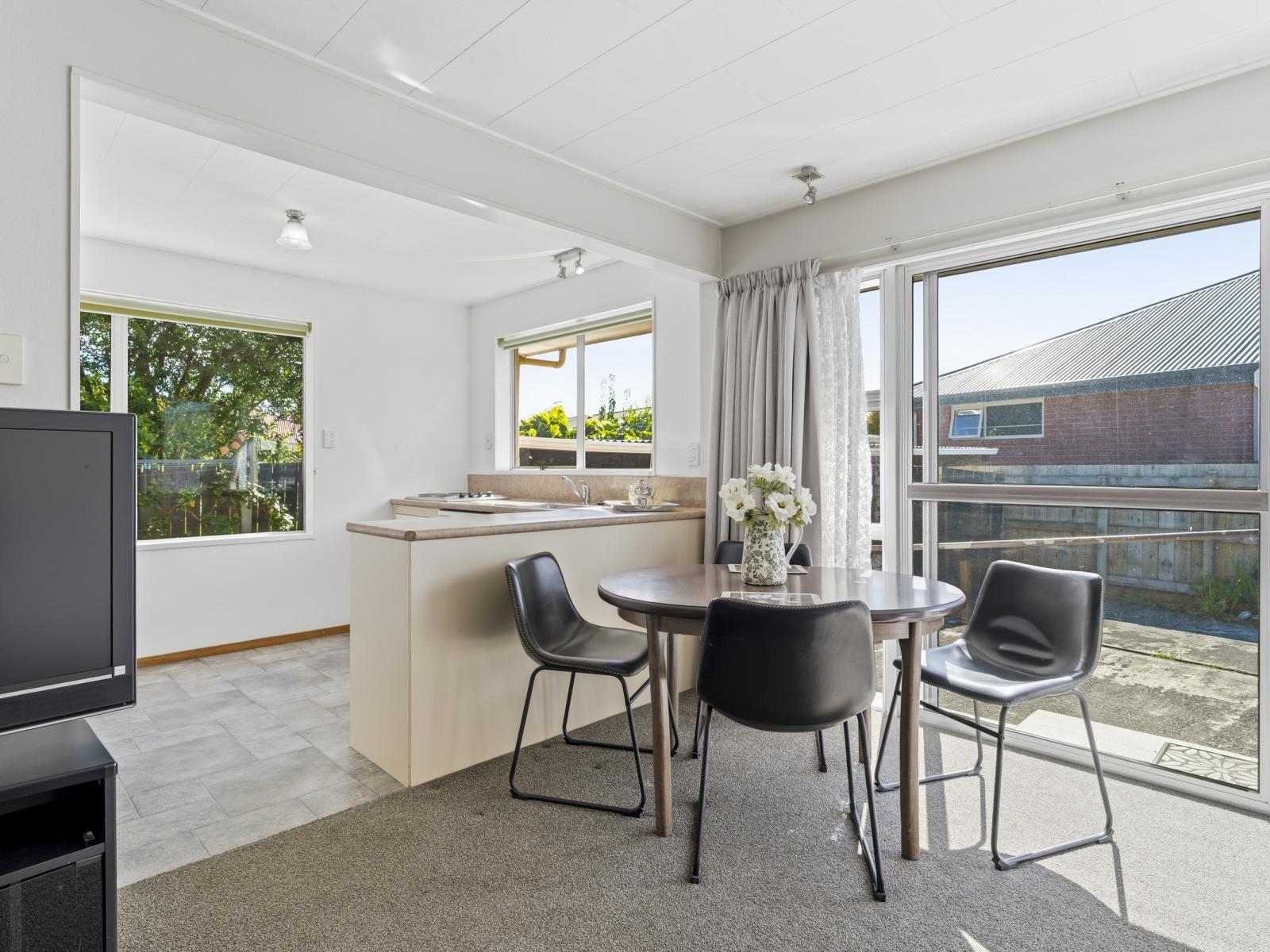 18F Gordon Road, Mosgiel