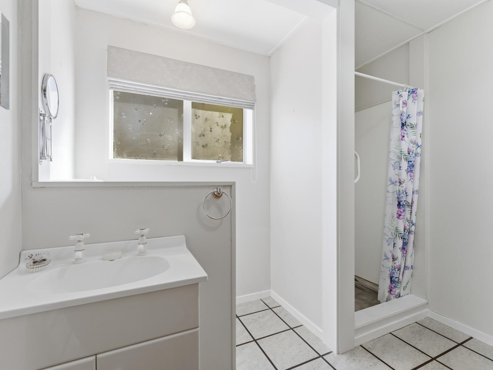 18F Gordon Road, Mosgiel