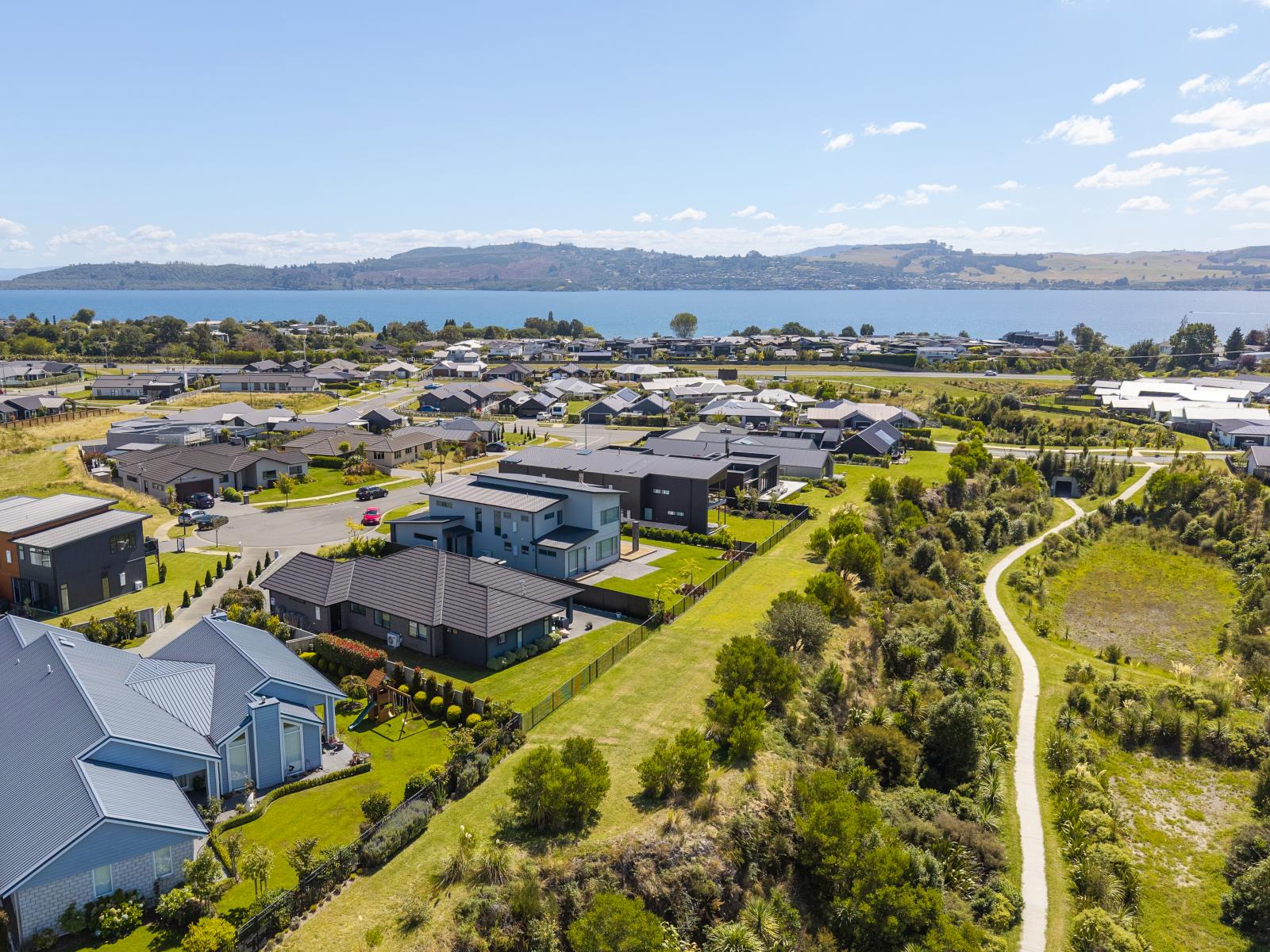 11 Tuhua Close, Wharewaka