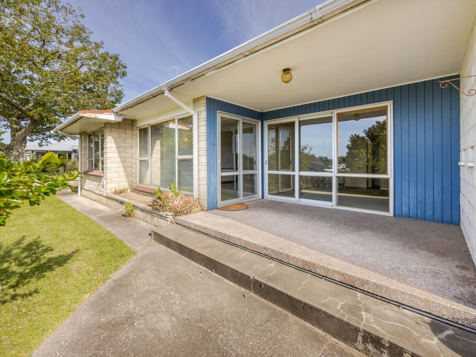 Unit 4, 15 Bedford Terrace, Waipukurau