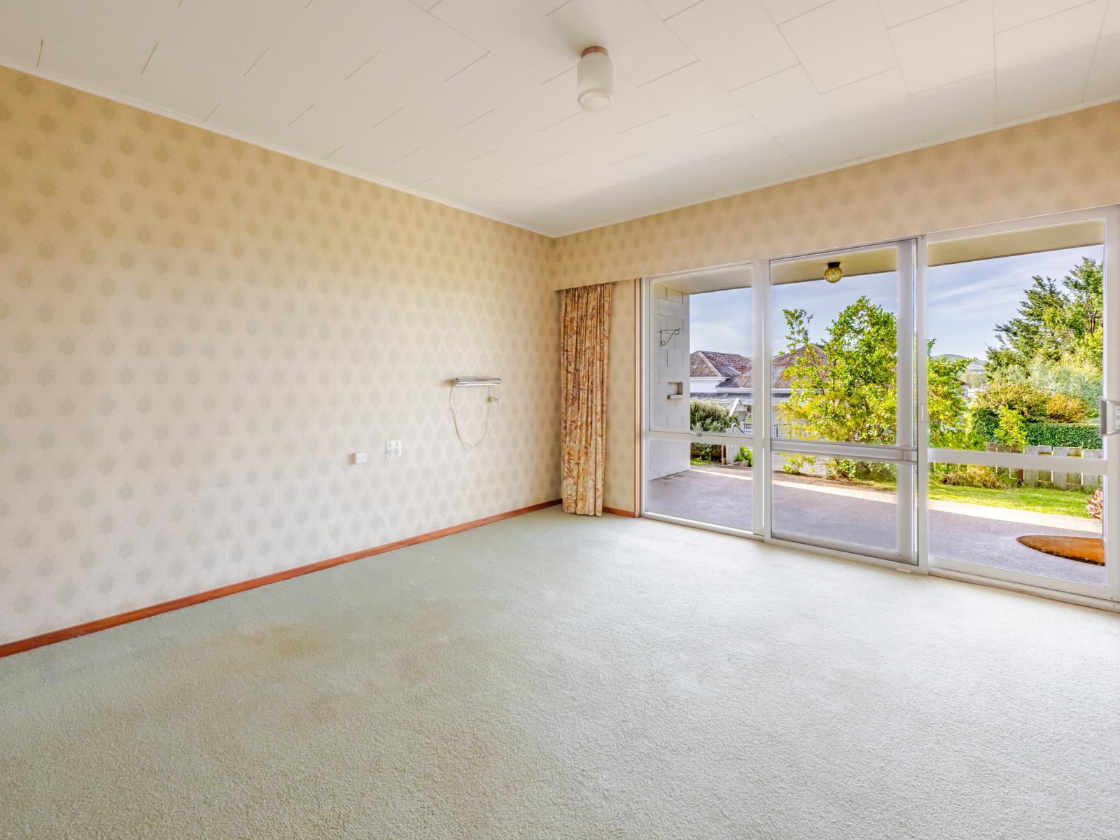 Unit 4, 15 Bedford Terrace, Waipukurau
