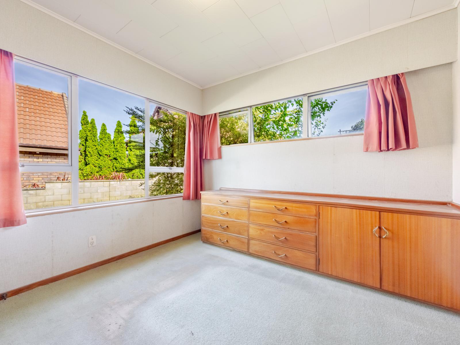 Unit 4, 15 Bedford Terrace, Waipukurau