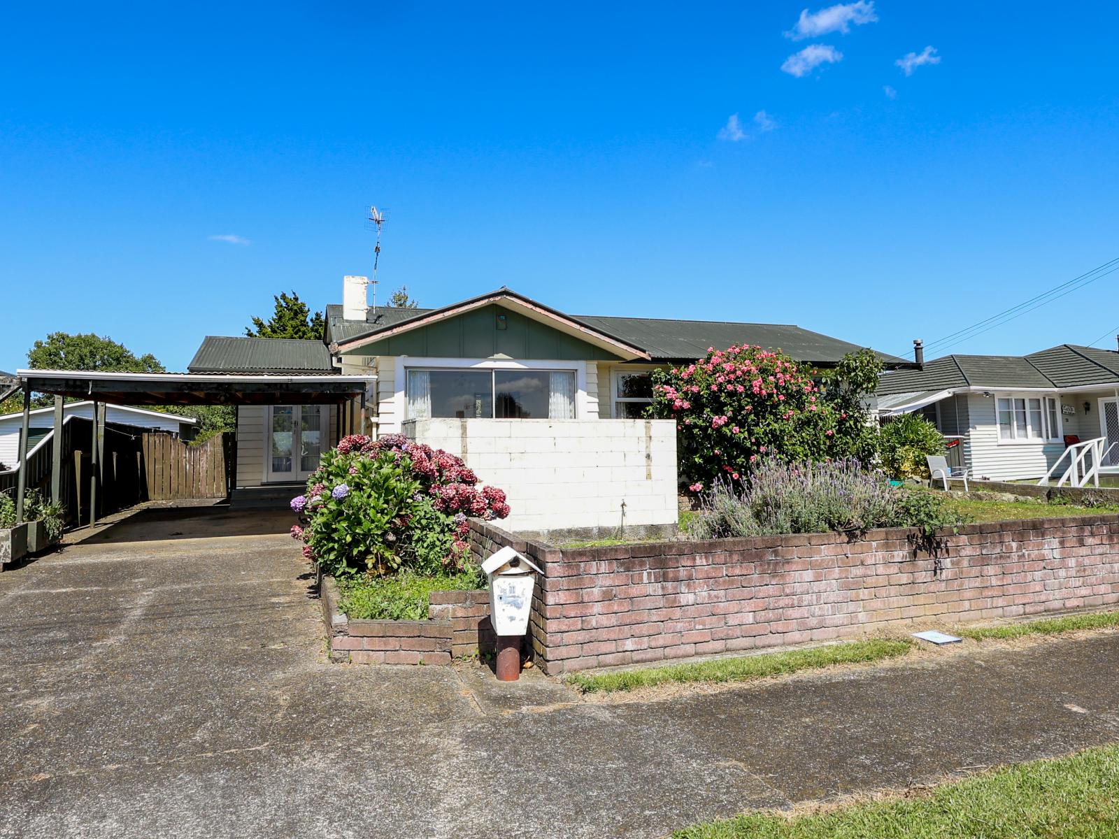 11 Tasman Street, Levin