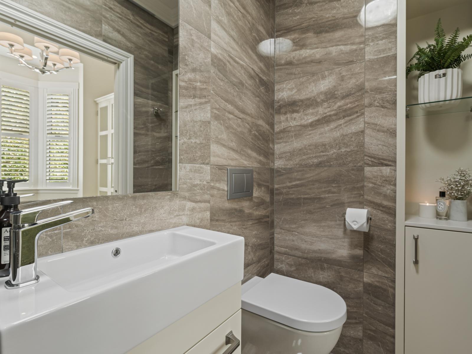 136 Heads Road, Gonville