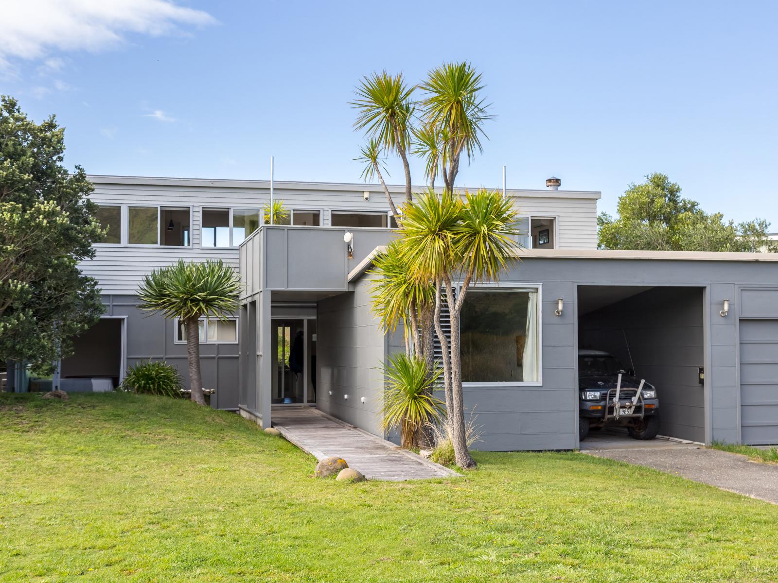 11 Nunu Drive, Flat Point