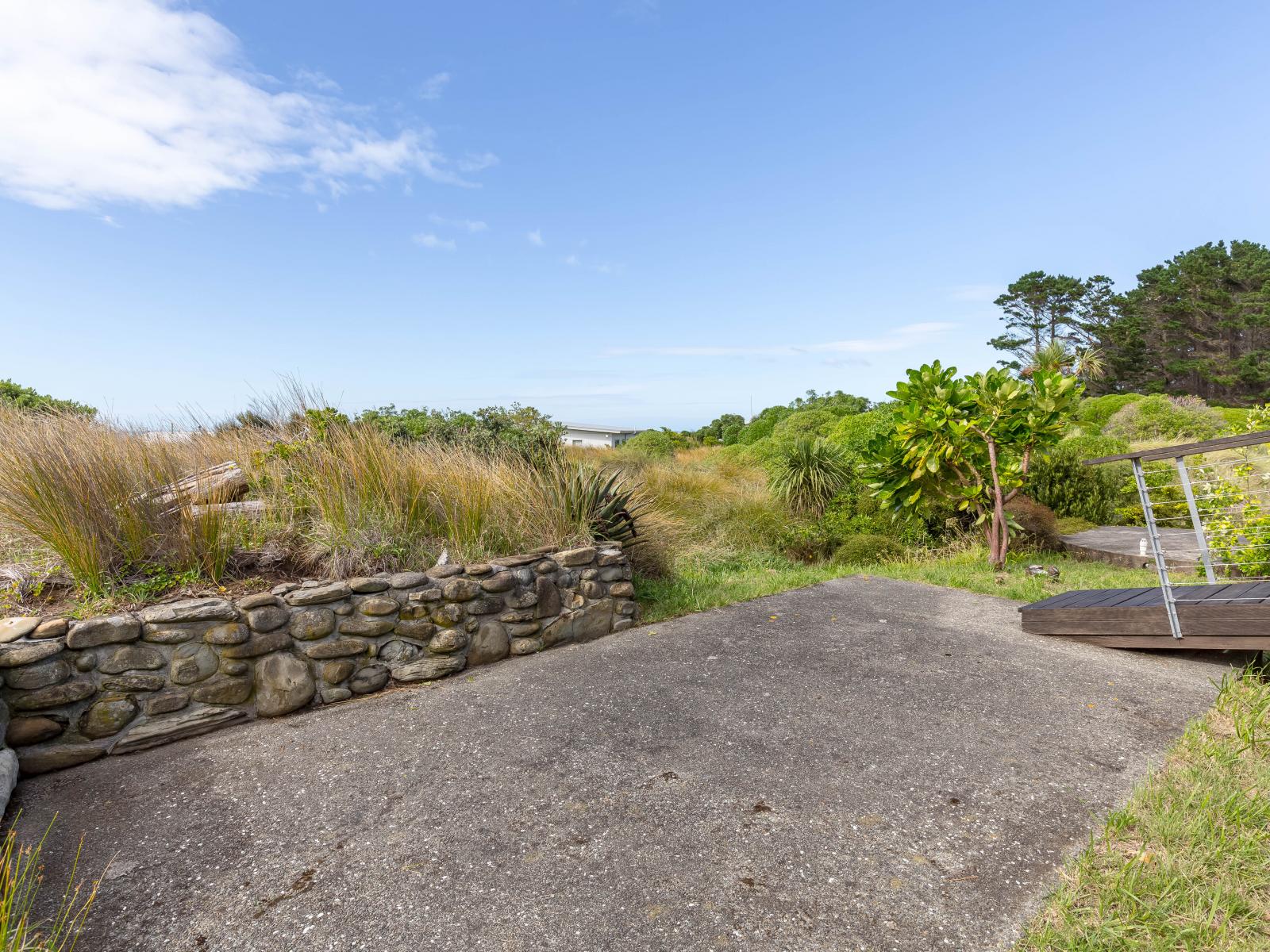 11 Nunu Drive, Flat Point