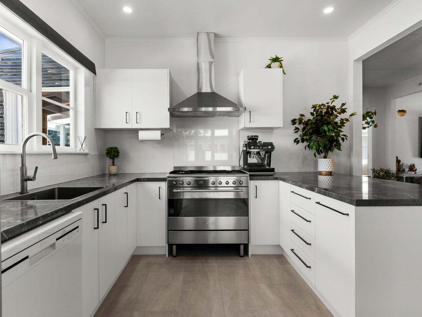 1 Rutherford Road, Marewa