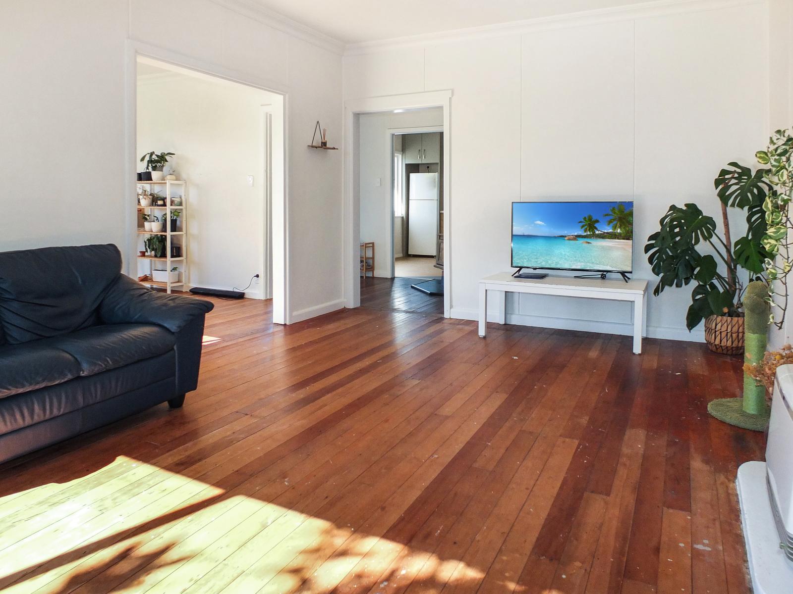 19 Johnston Street, Foxton