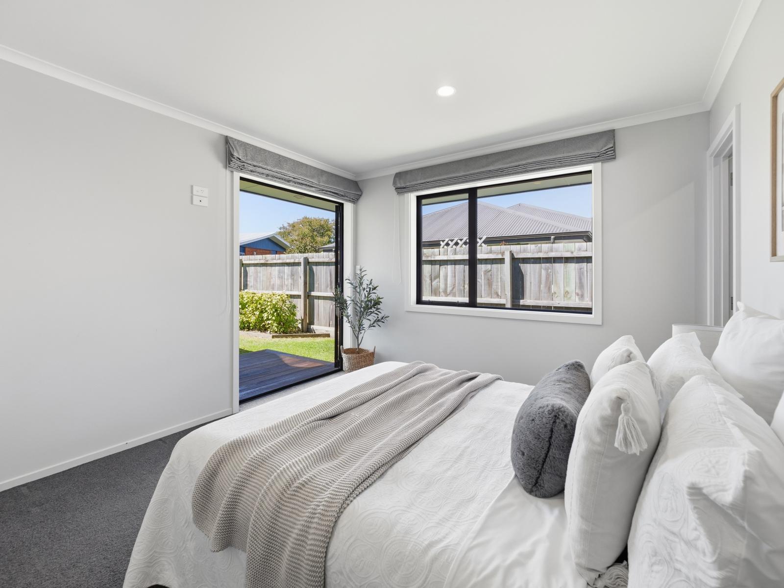 7 Woodham Drive, Allenton