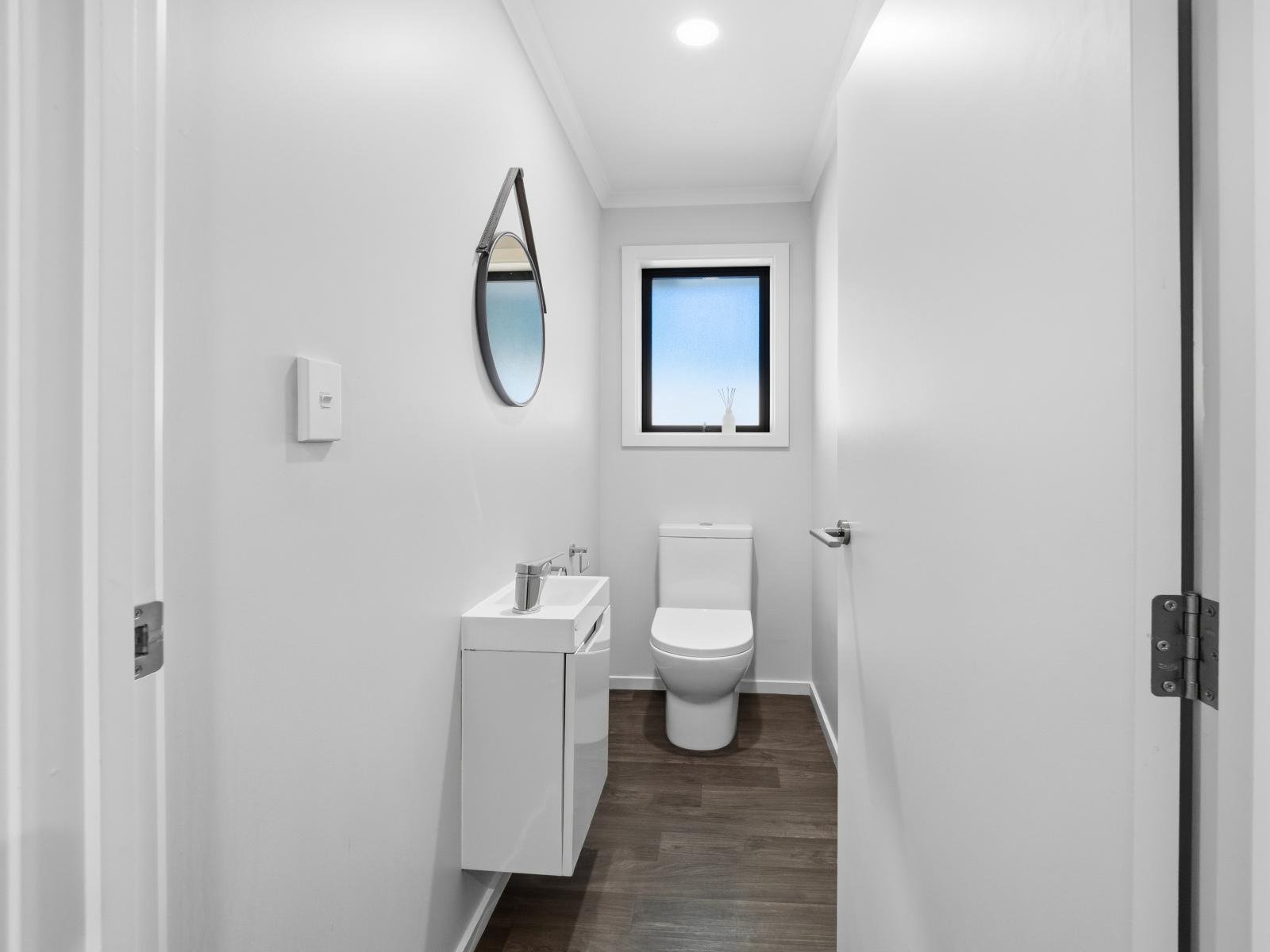 7 Woodham Drive, Allenton