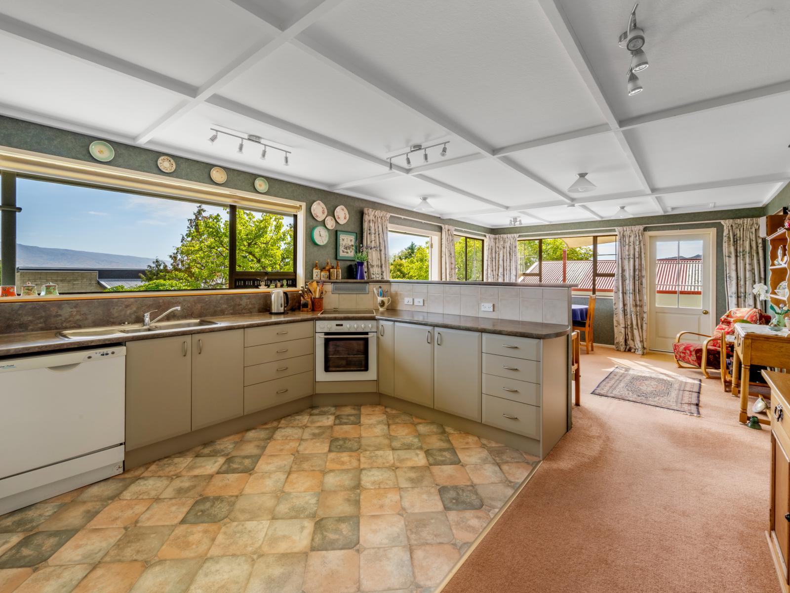 13 Lanes Road, Bridge Hill