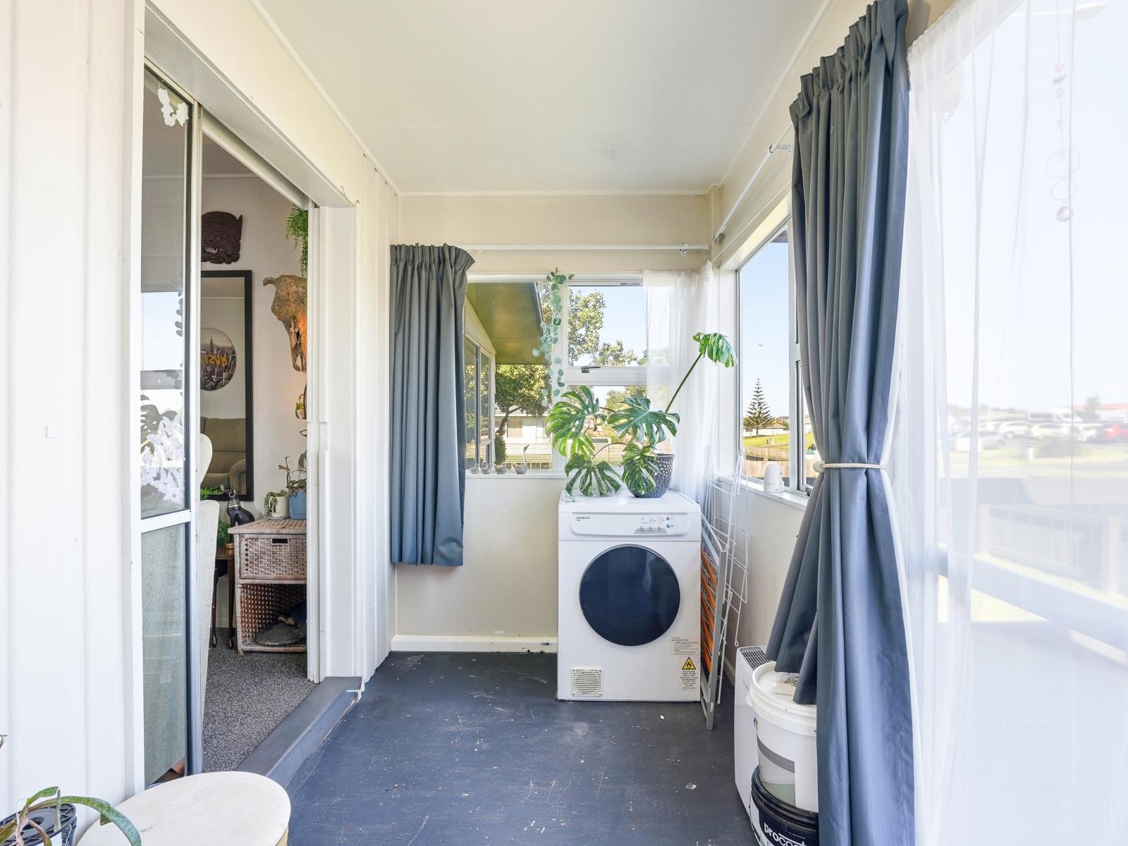 27 Cross Street, Castlecliff