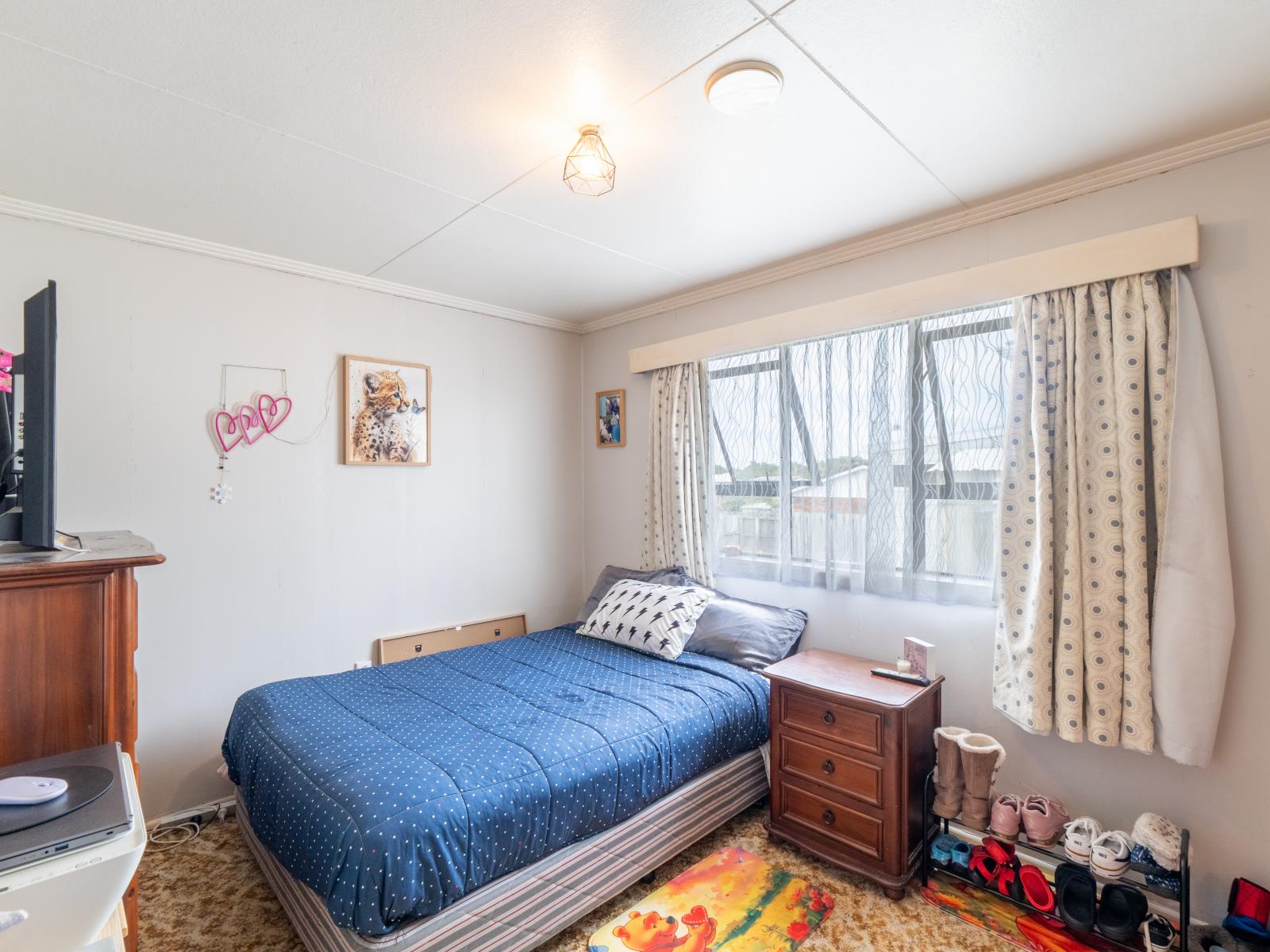 27 Tramway Road, Strathern