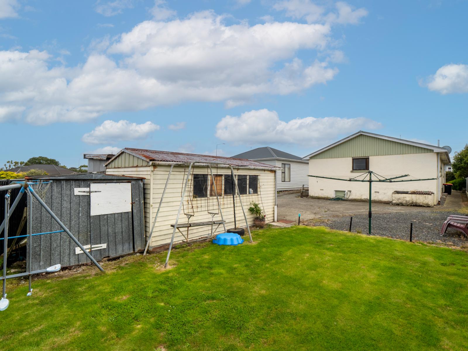 27 Tramway Road, Strathern