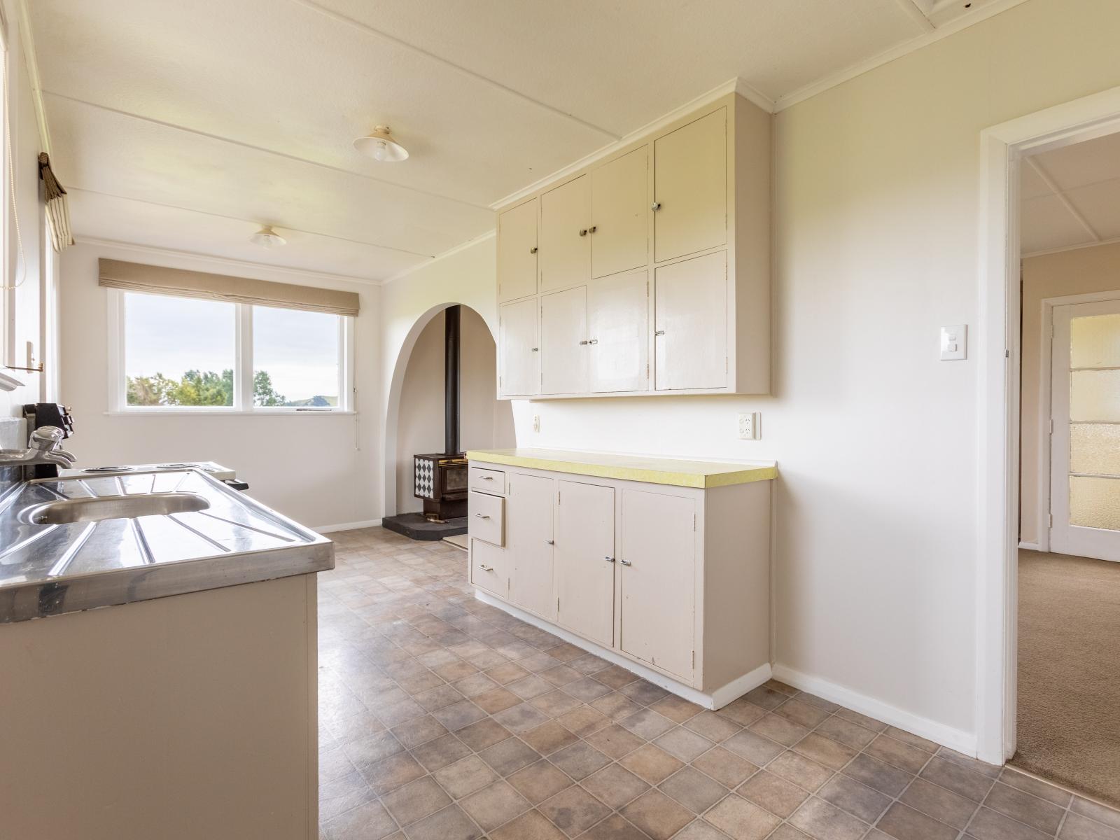 194 River Road, Kumeroa