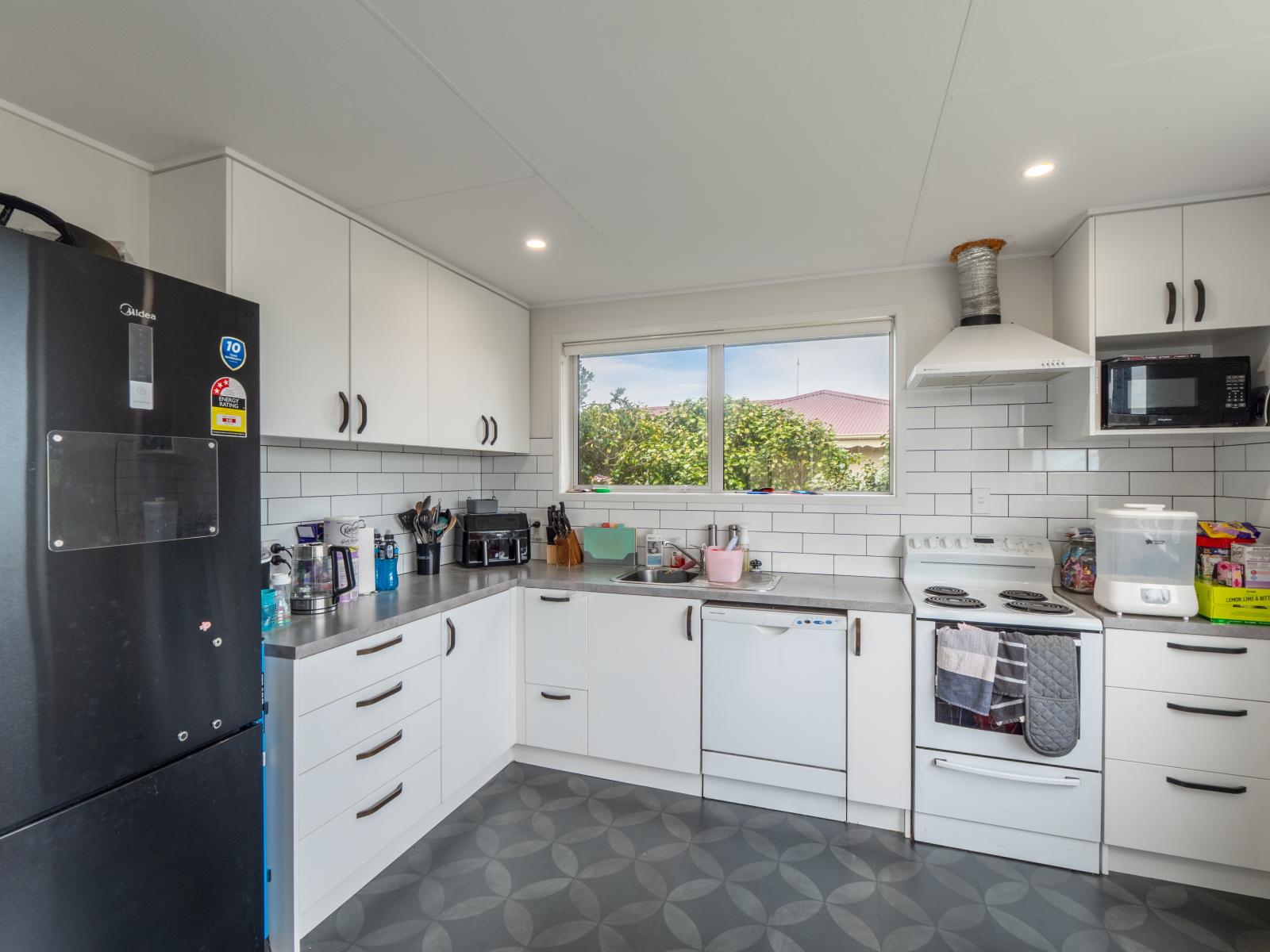 35 Arundel Crescent, Strathern