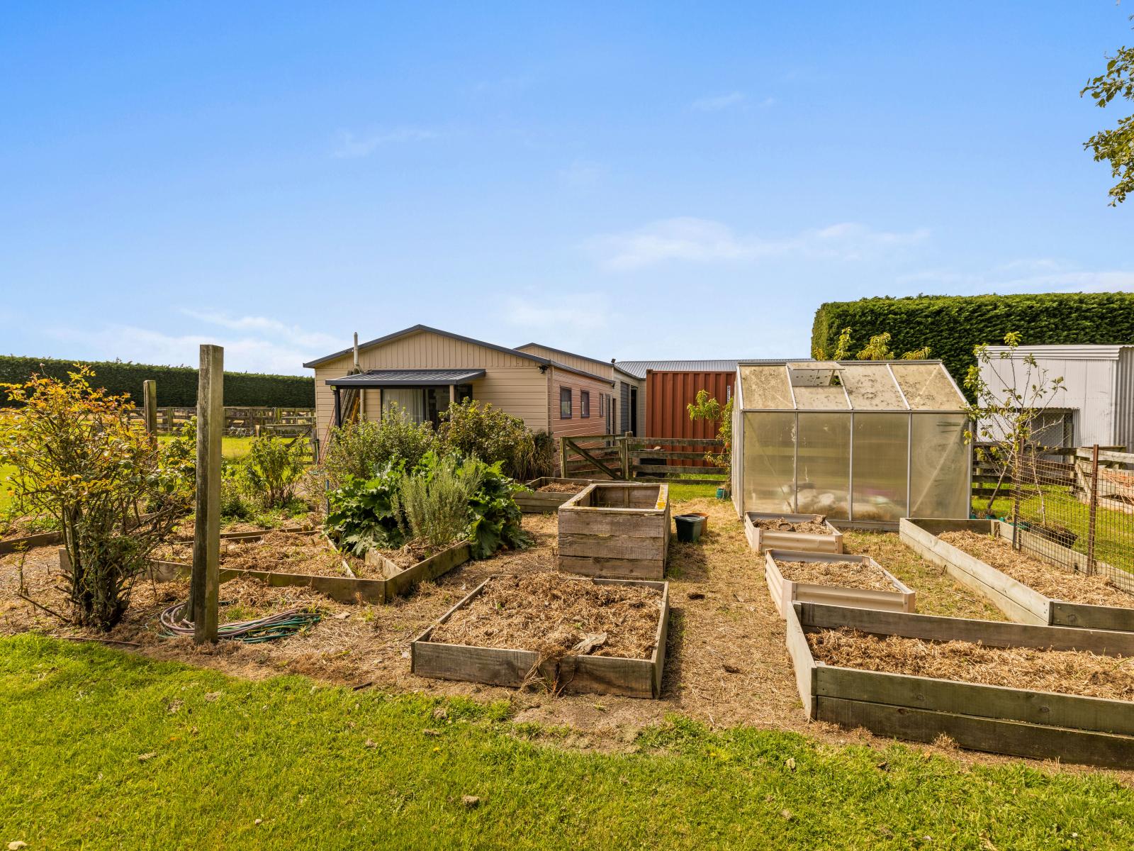 1600 Clintons Road, Darfield