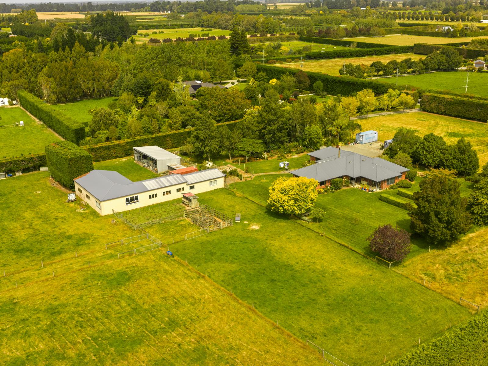 1600 Clintons Road, Darfield