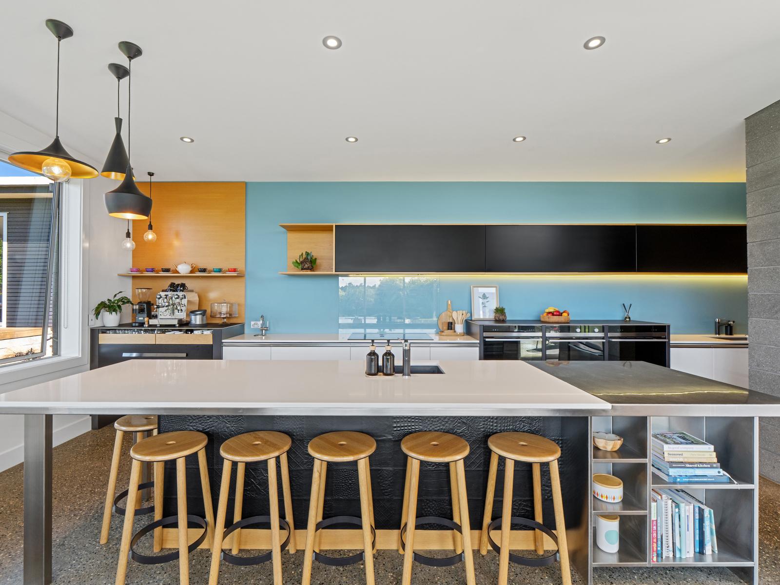 23-25 Black Road, Otatara