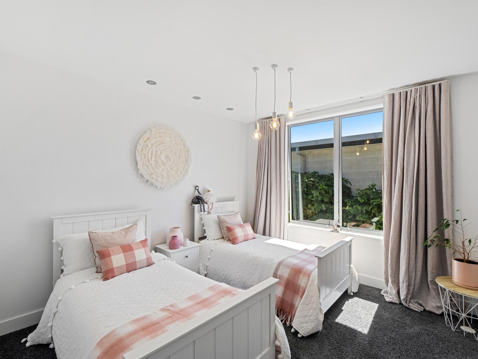 23-25 Black Road, Otatara