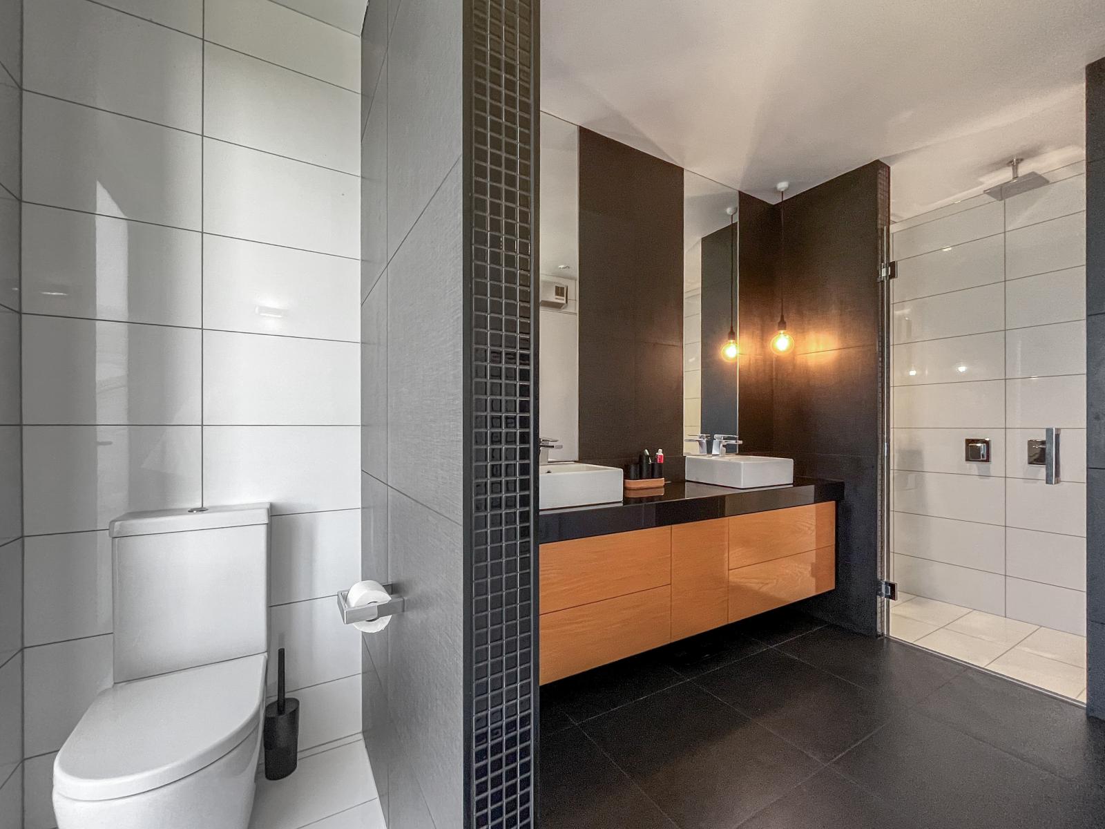 23-25 Black Road, Otatara