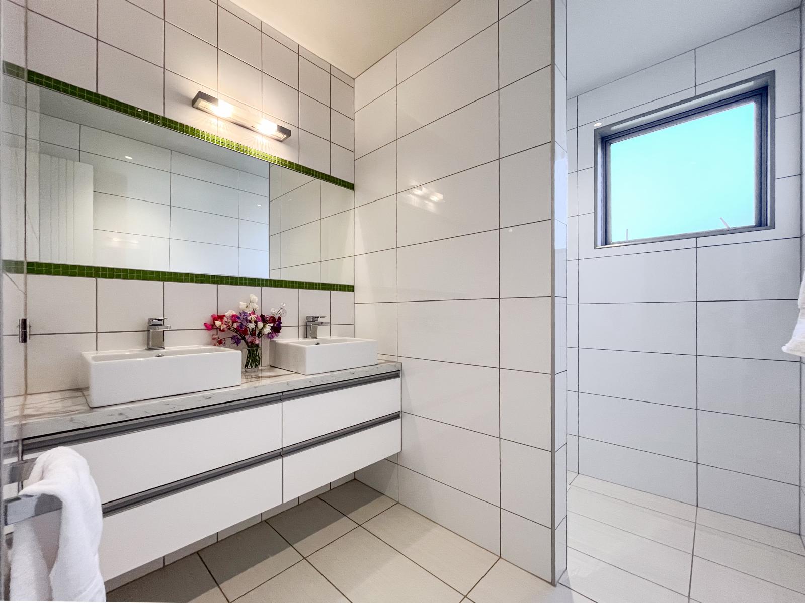 23-25 Black Road, Otatara