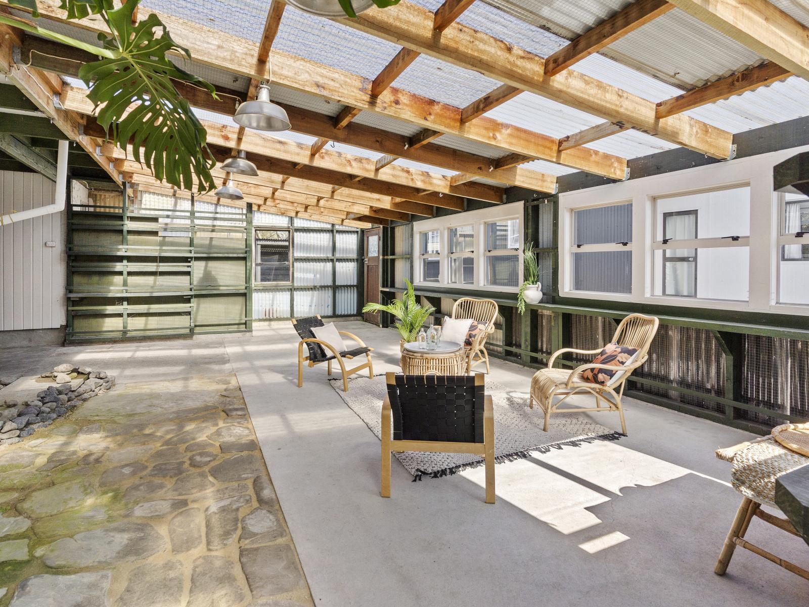 8 Reading Street, Greytown